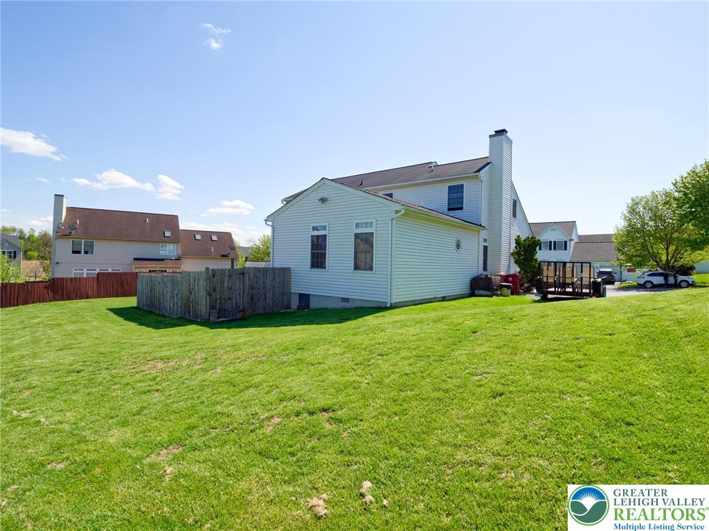 4217 Shadowstone Drive Property Photo 4