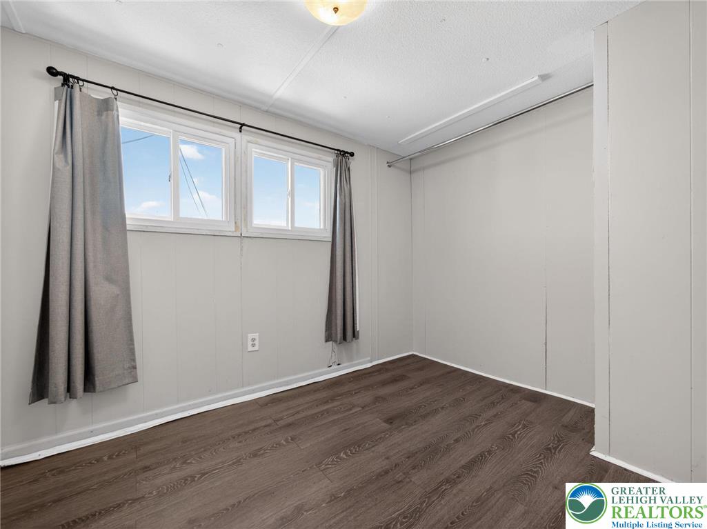 23 Roth Avenue Property Photo 6
