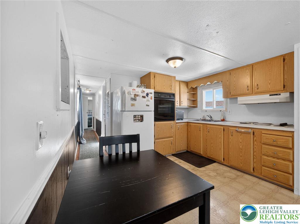 23 Roth Avenue Property Photo 18