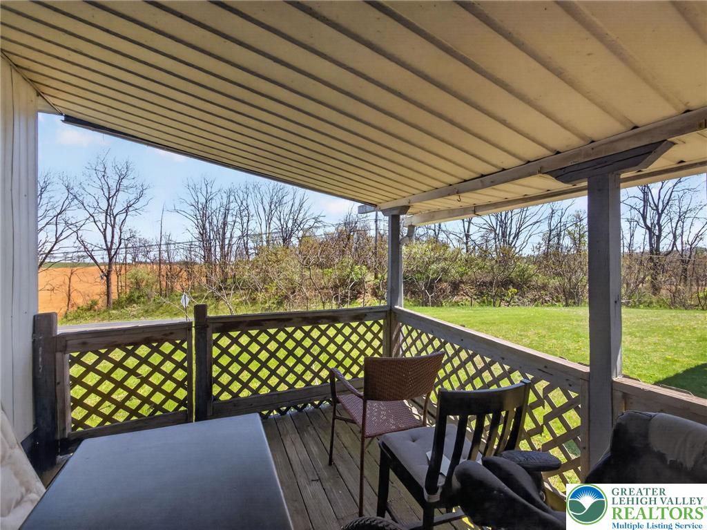 23 Roth Avenue Property Photo 25