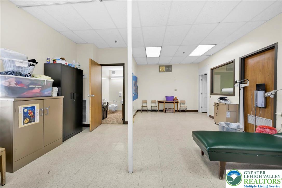855 Lincoln Avenue Property Photo 35