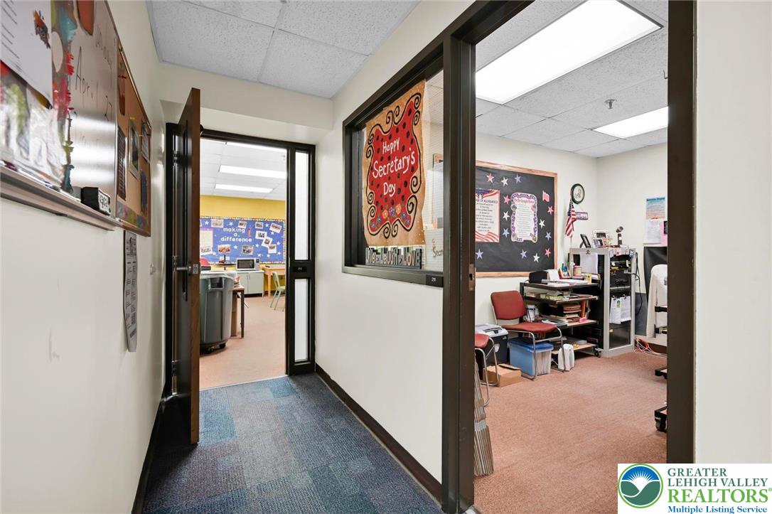 855 Lincoln Avenue Property Photo 36