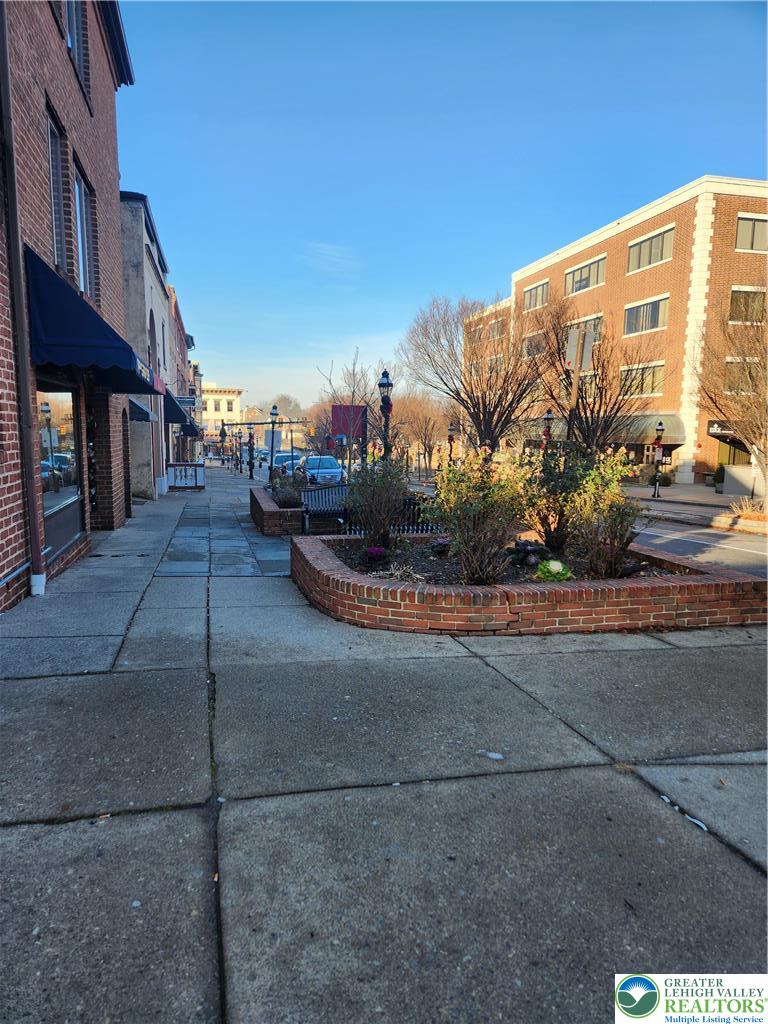 81 West Broad Street Property Photo 17
