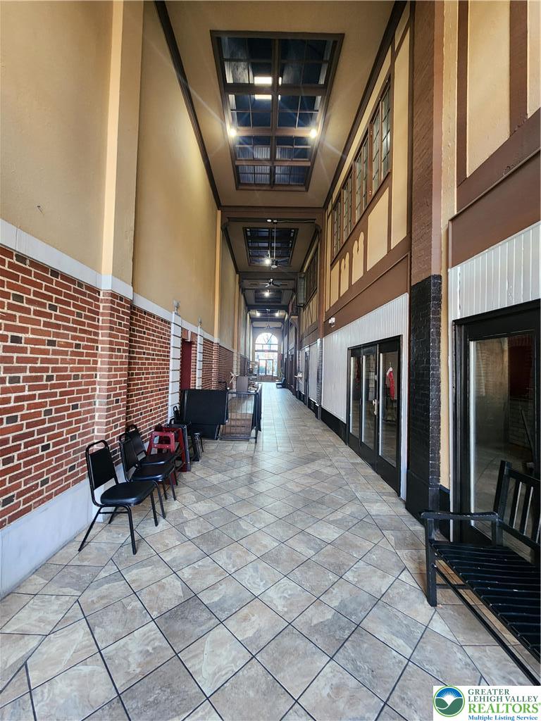 81 West Broad Street Property Photo 19