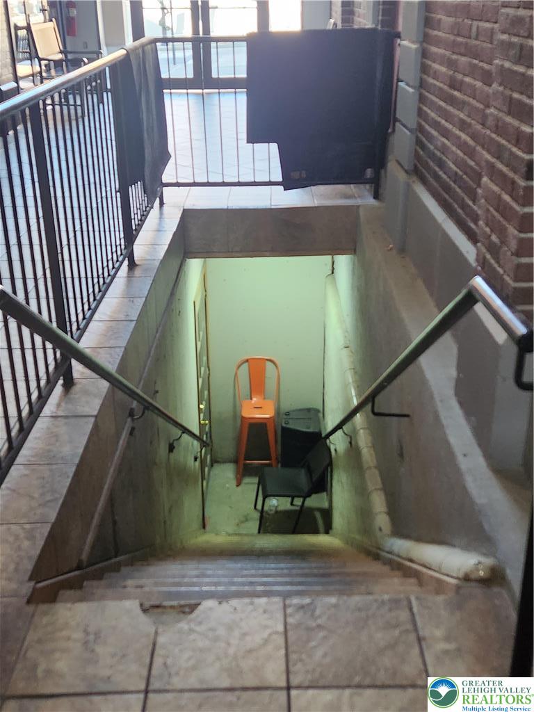 81 West Broad Street Property Photo 21