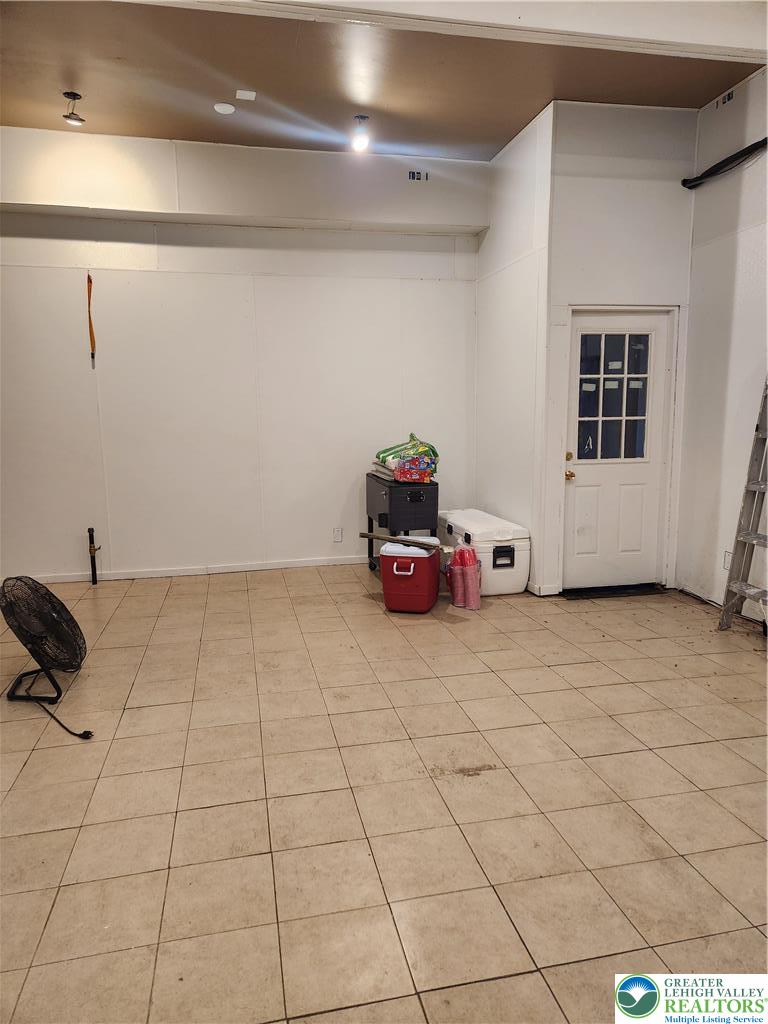 81 West Broad Street Property Photo 26