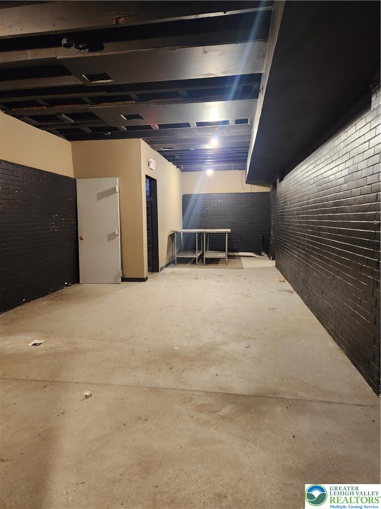 81 West Broad Street Property Photo 34