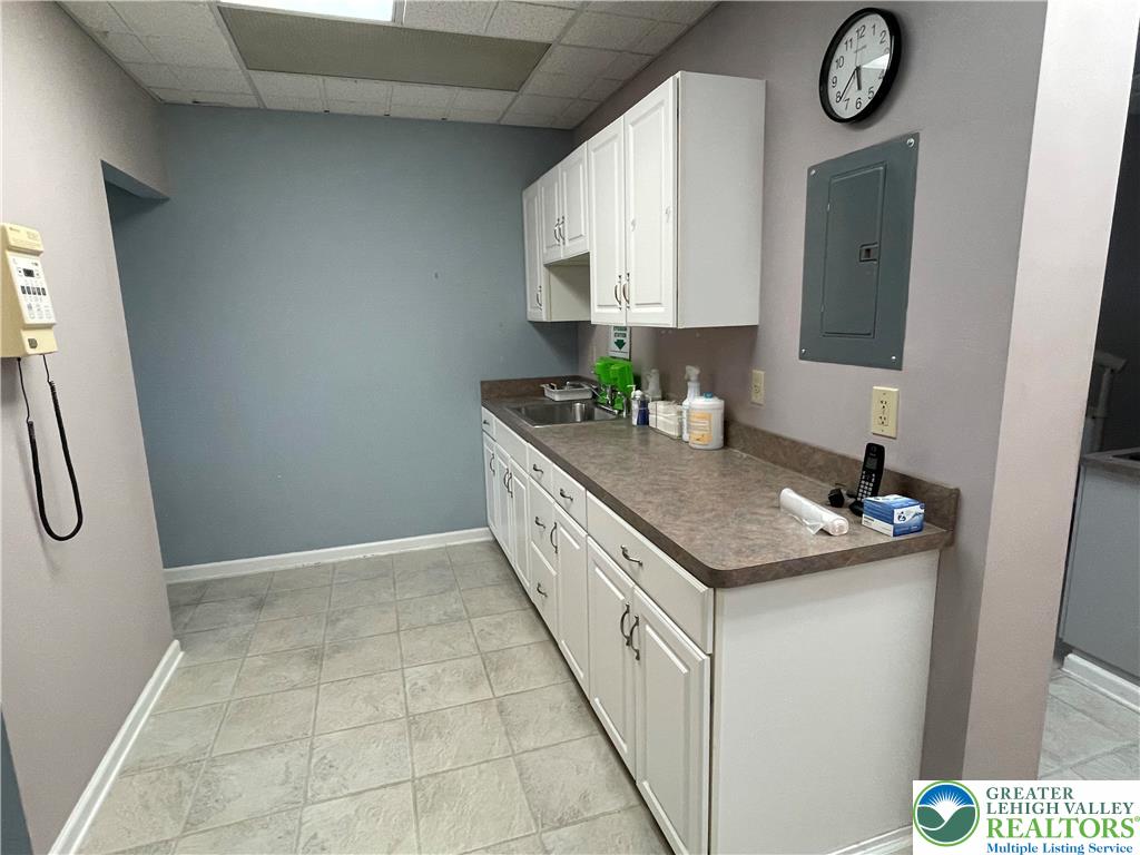 701 Union Boulevard Property Photo 2