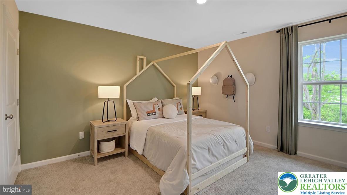 143 Winding Road Property Photo 18