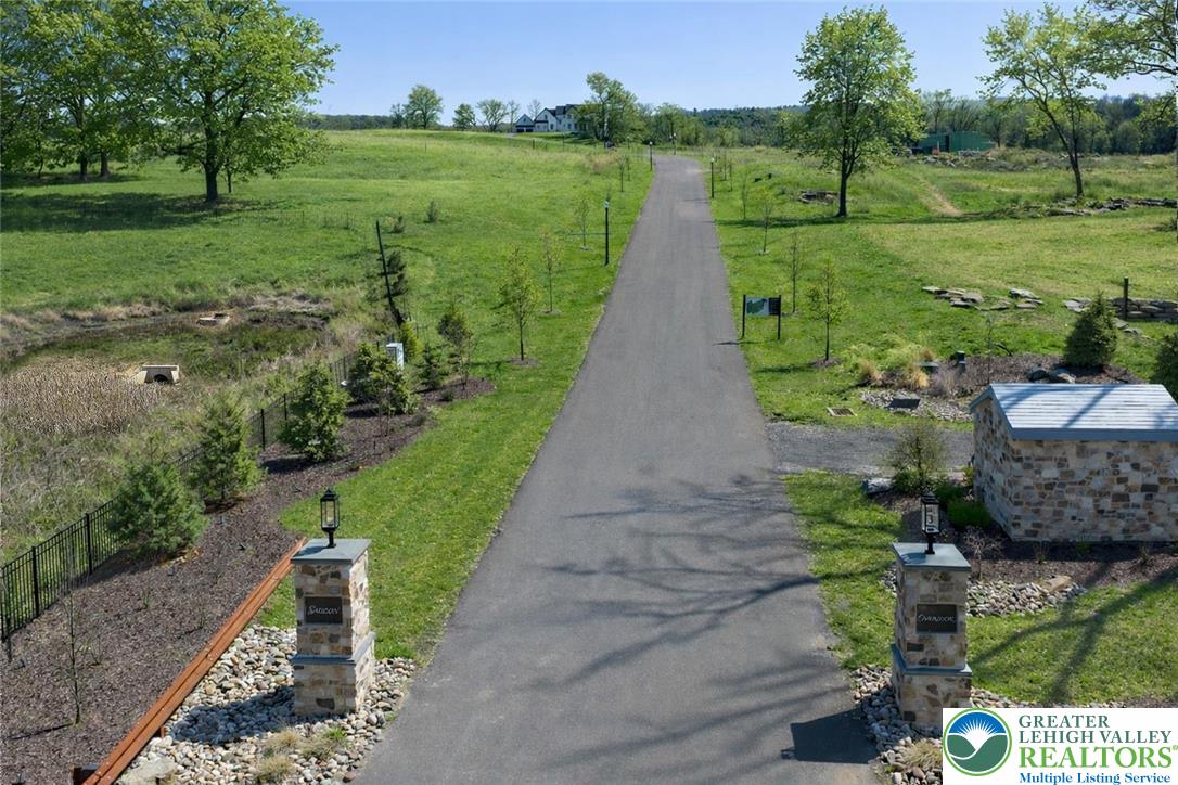 6390 Springhouse Path Property Photo 8