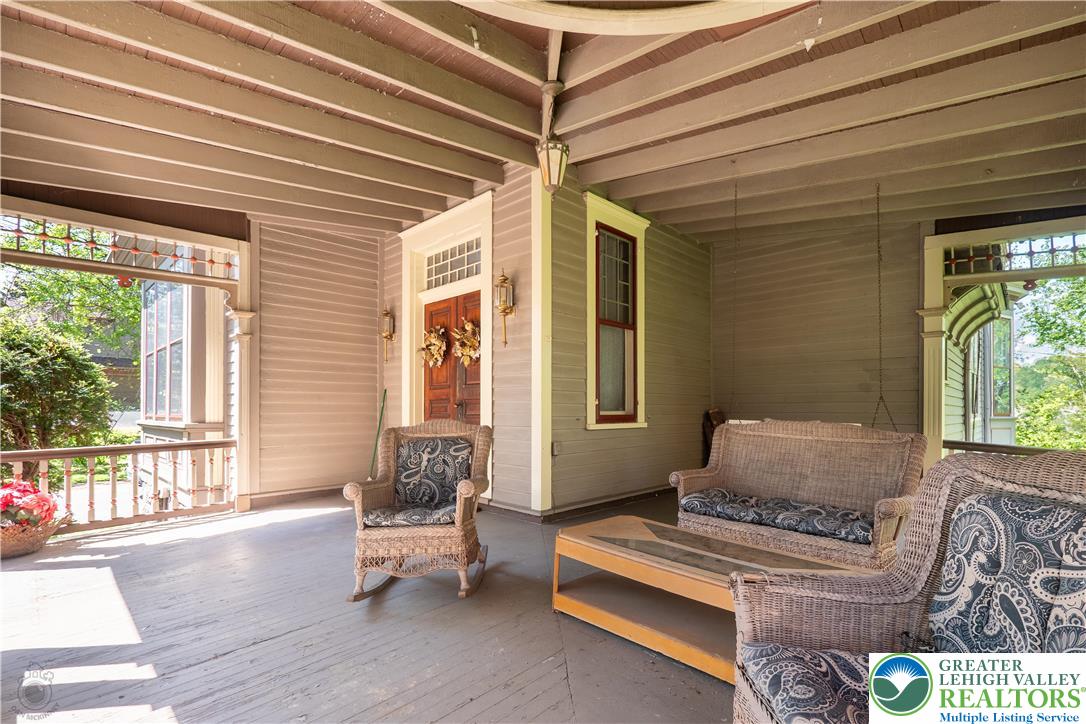 1321 Bushkill Street Property Photo 6