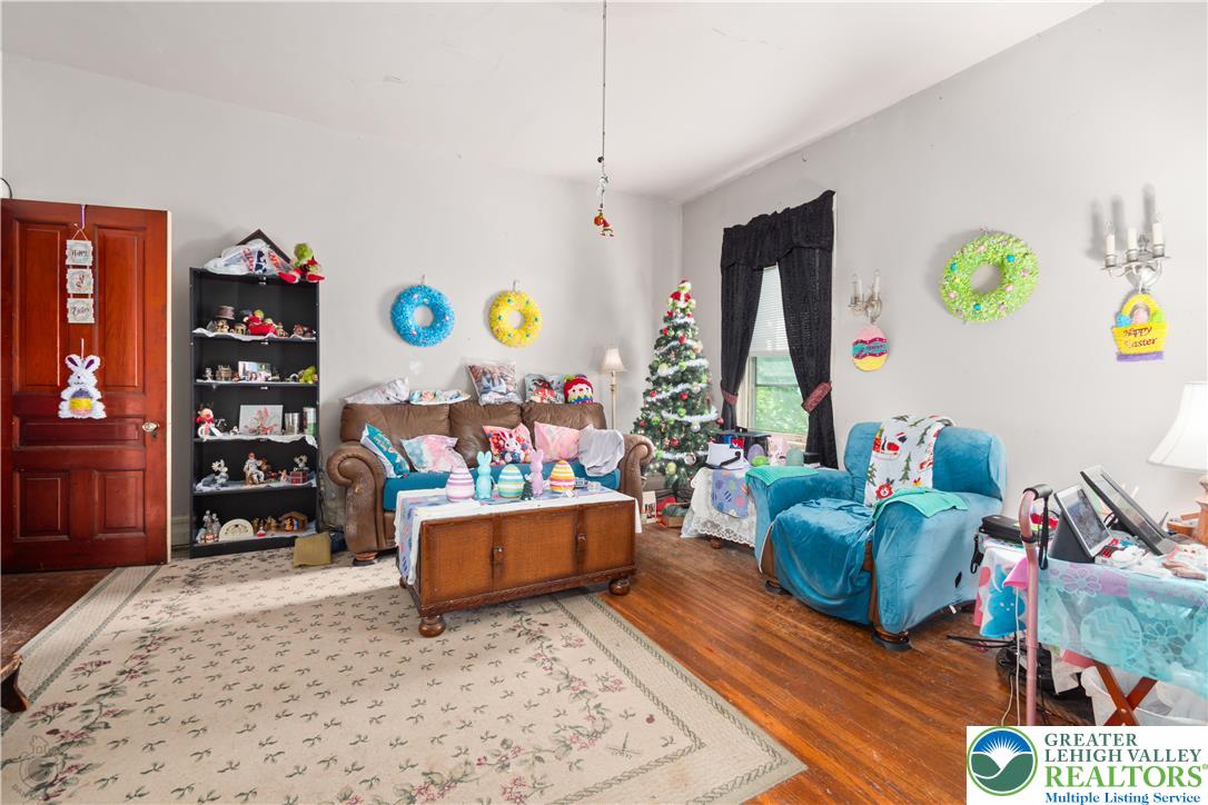 1321 Bushkill Street Property Photo 21