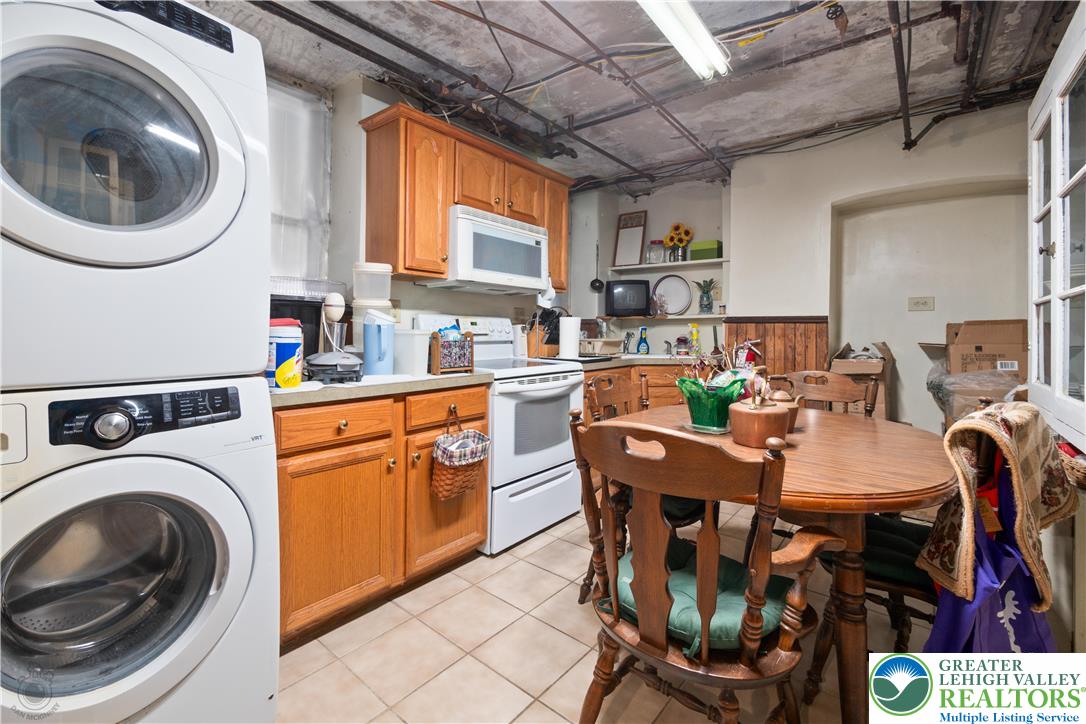 1321 Bushkill Street Property Photo 30