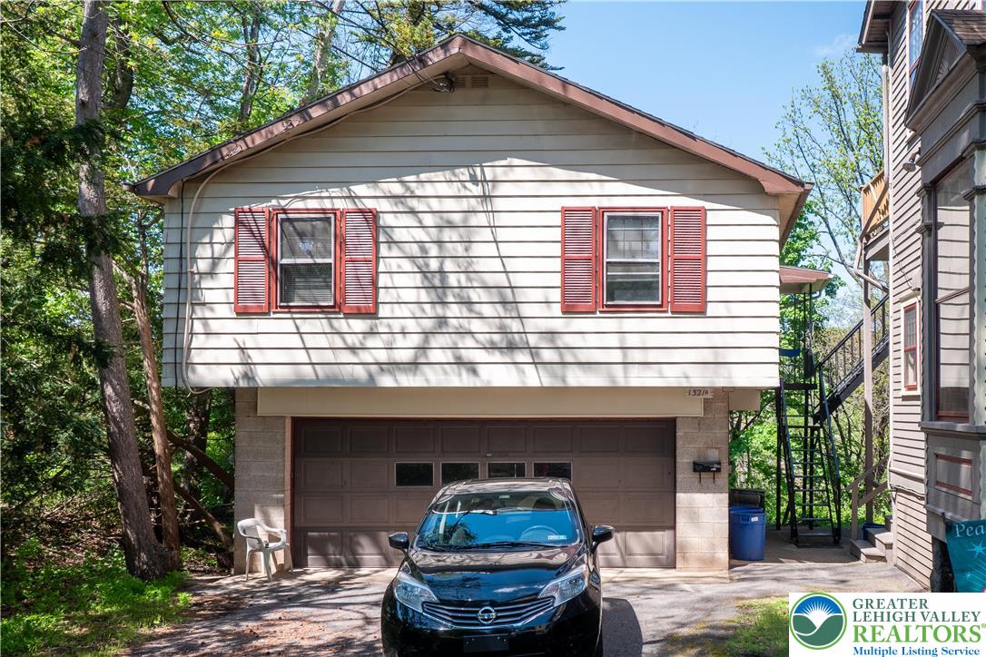 1321 Bushkill Street Property Photo 41
