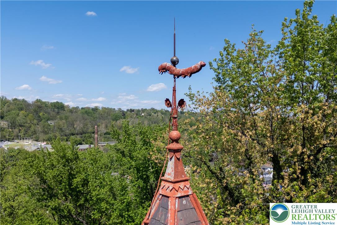 1321 Bushkill Street Property Photo 44