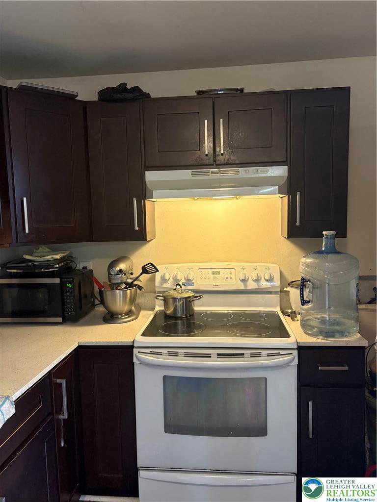 388 Pratt Street Property Photo 6
