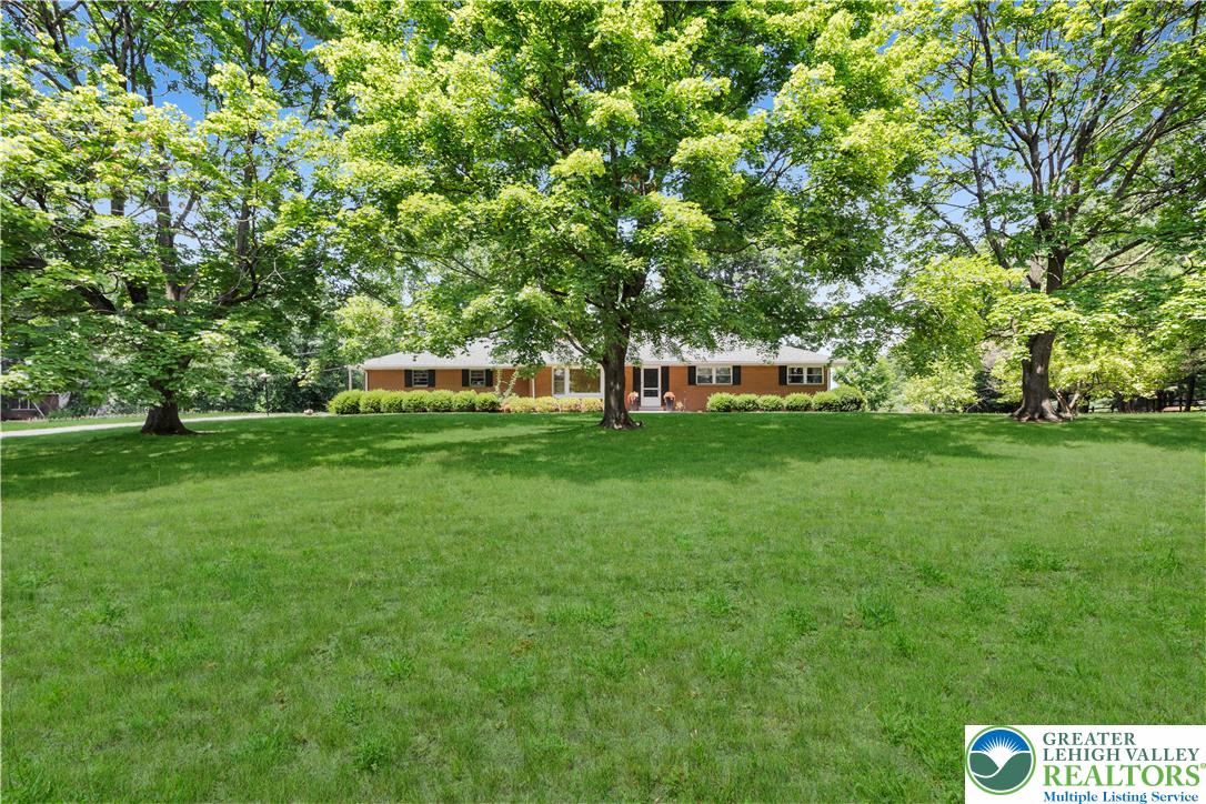 5747 Kernsville Road Property Photo 6