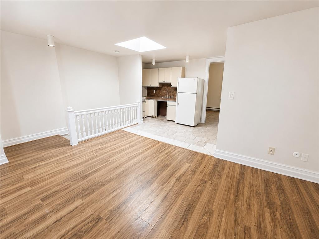 241 9th Street Property Photo 2