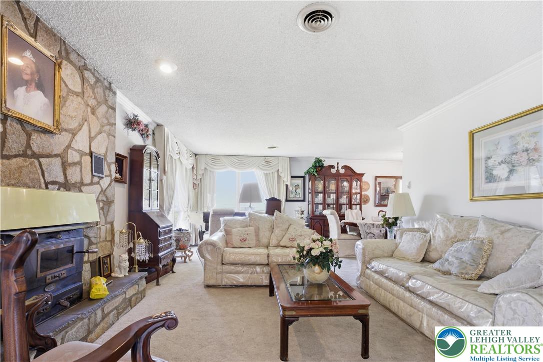 3249 Rim Road Property Photo 2