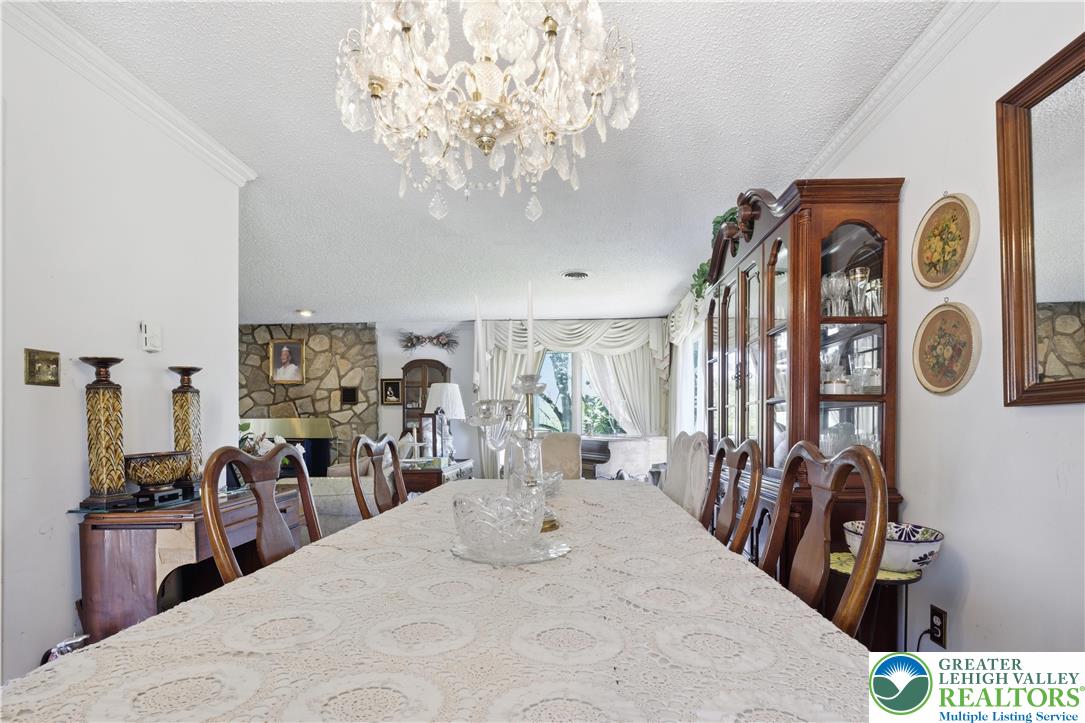 3249 Rim Road Property Photo 4