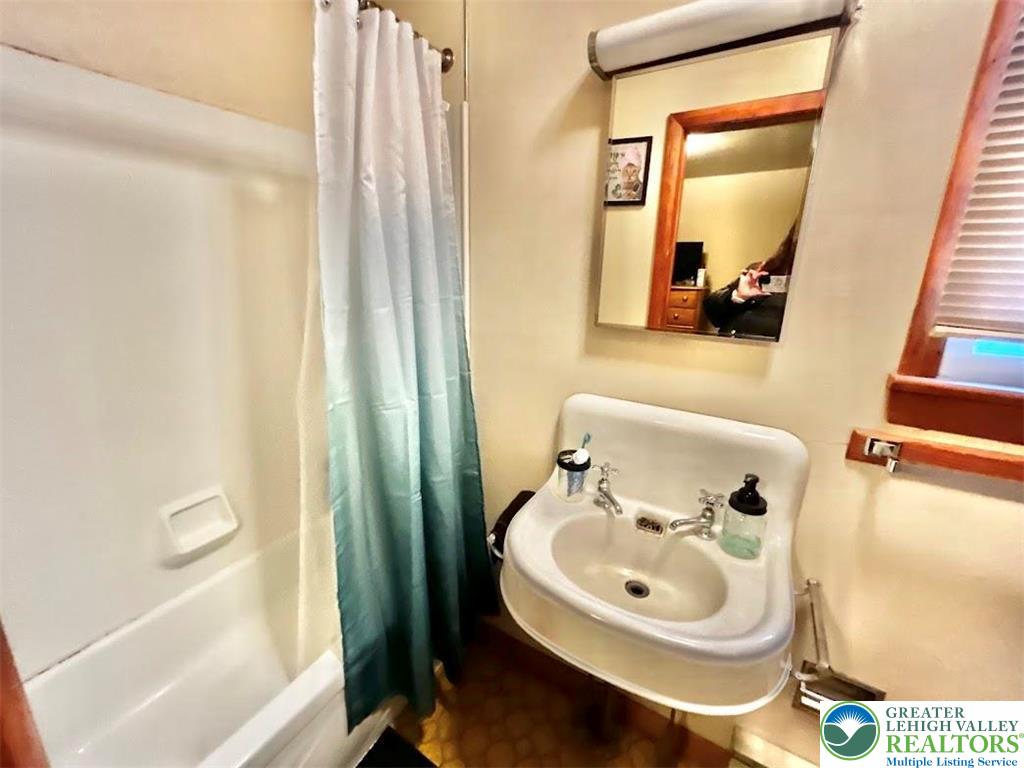 507 Delaware Avenue Property Photo 17