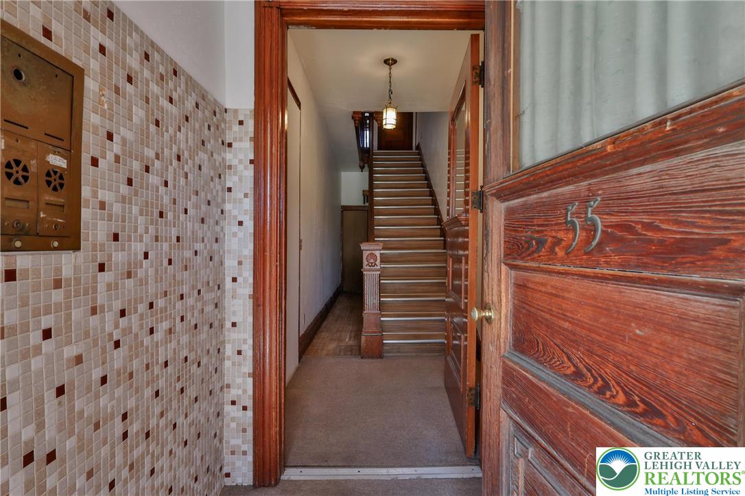 55 South 2nd Street Property Photo 6