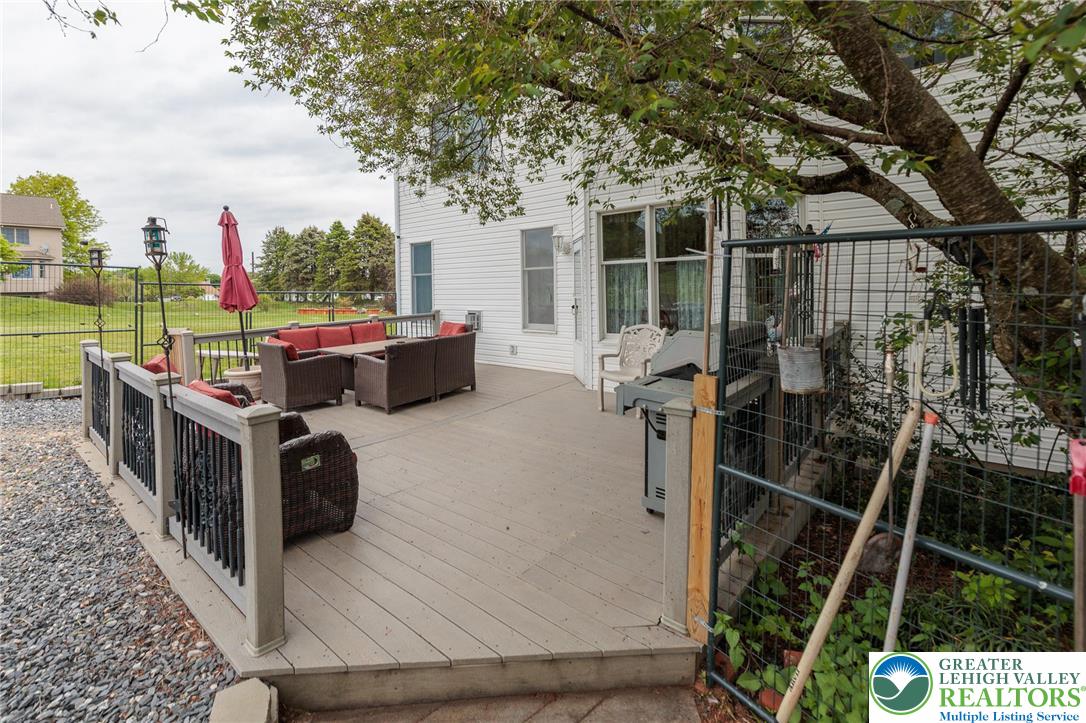 519 Rose Inn Avenue Property Photo 22
