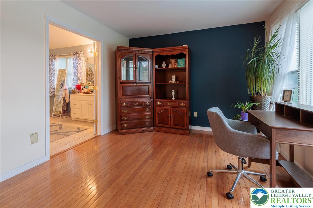 519 Rose Inn Avenue Property Photo 37