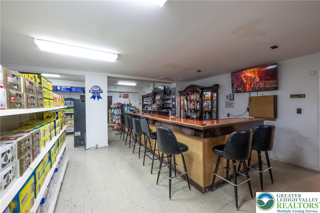 1635 Broadway Property Photo 13