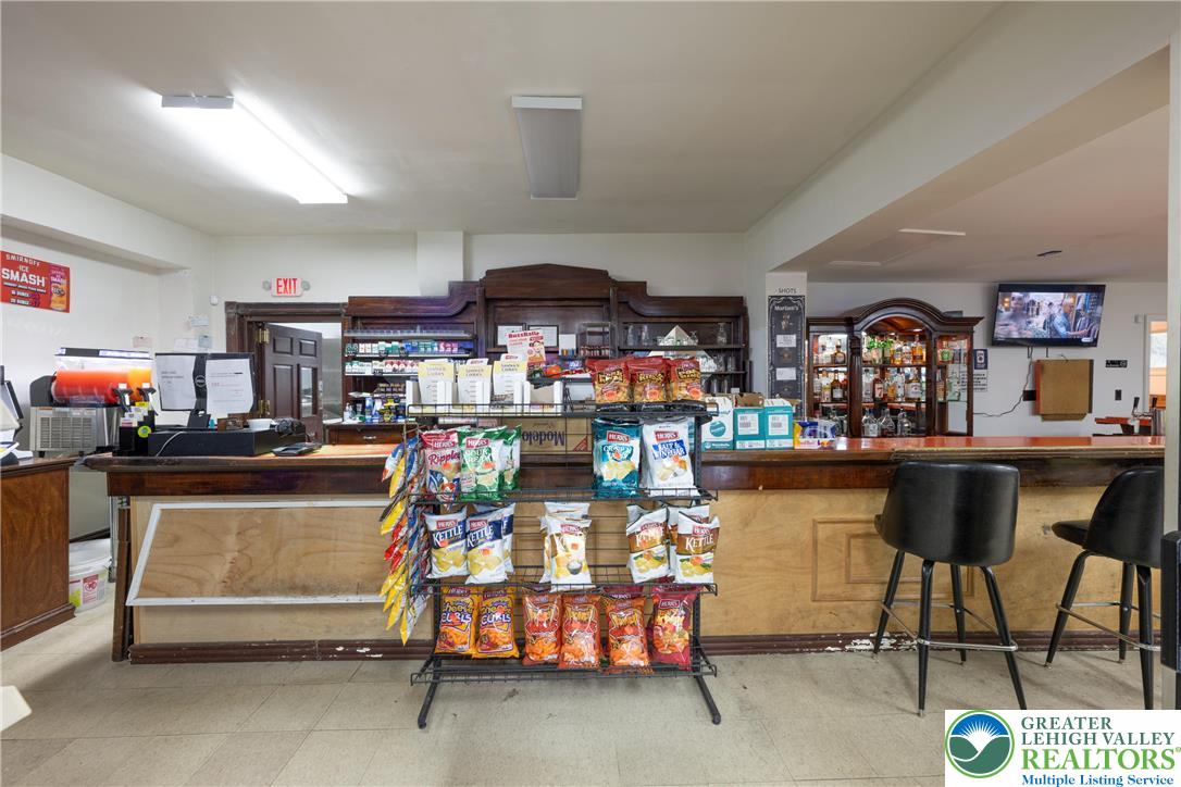 1635 Broadway Property Photo 27