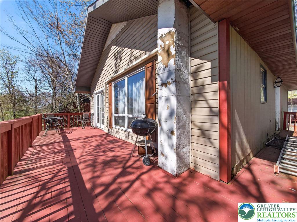 6060 Boardwalk Drive Property Photo 12