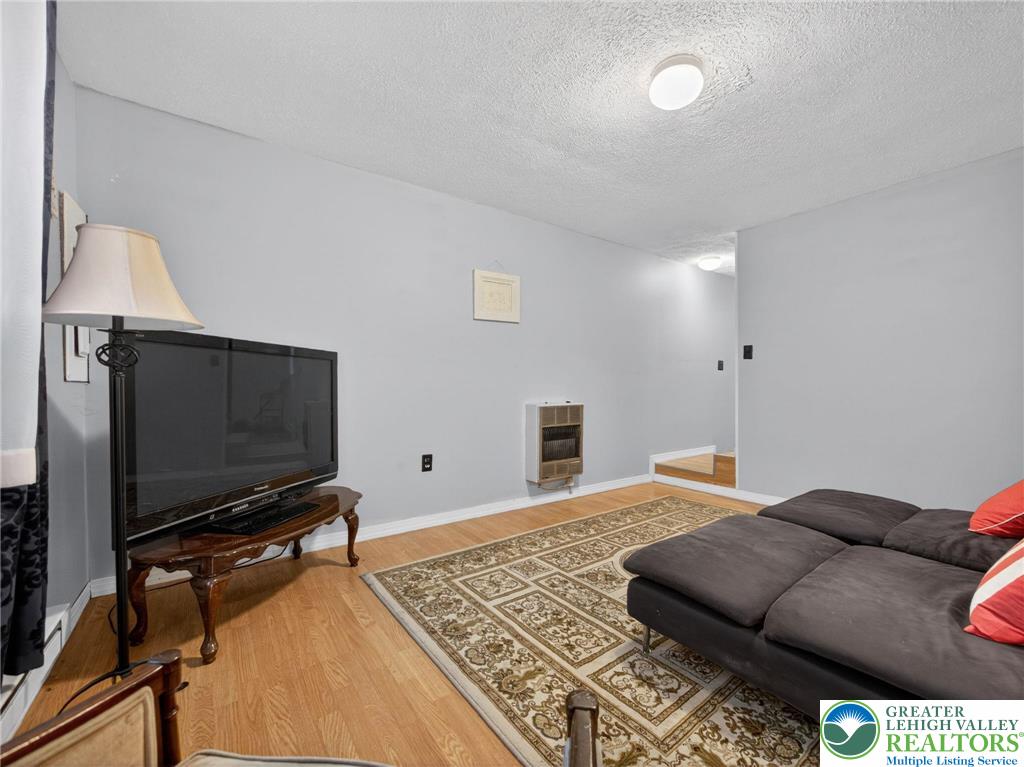 6060 Boardwalk Drive Property Photo 27