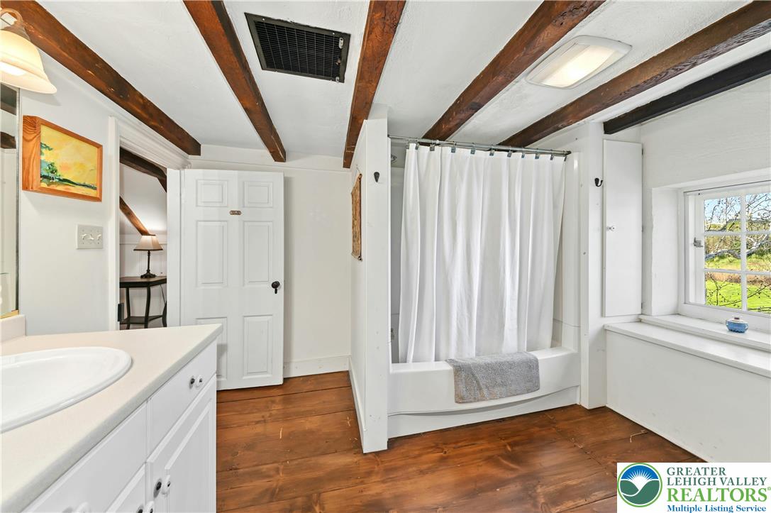1720 Molasses Property Photo 35
