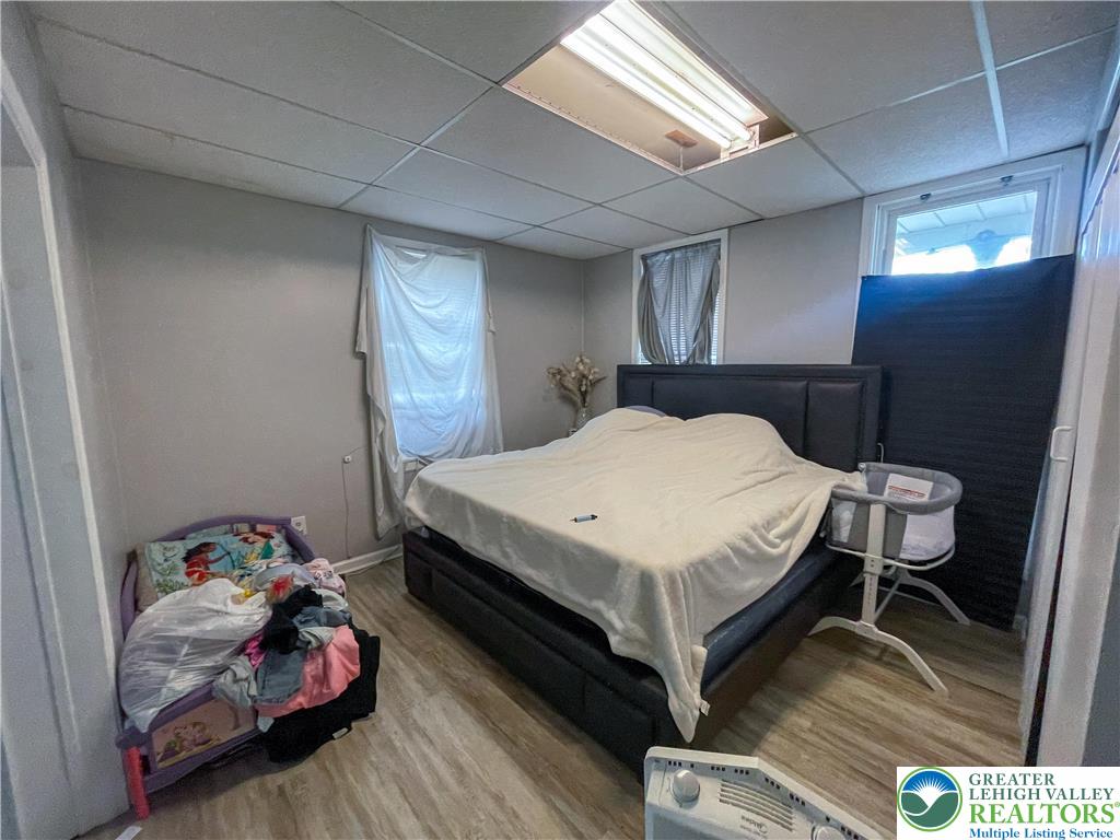 209 East South Street Property Photo 8