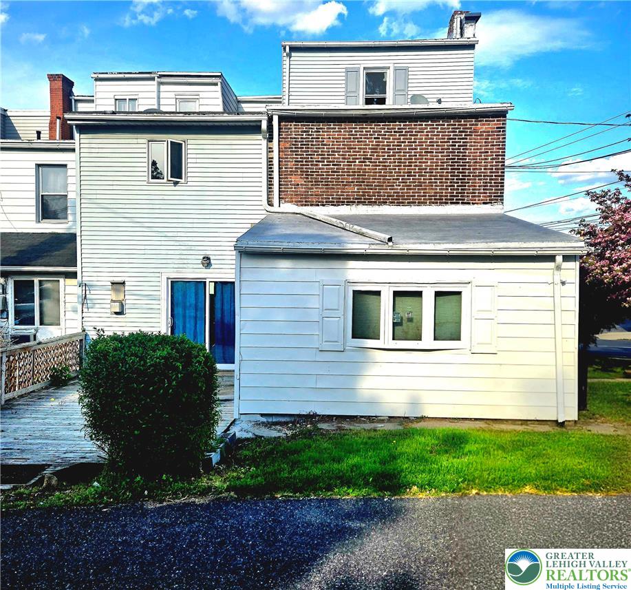 784 South 8th Street Property Photo 2