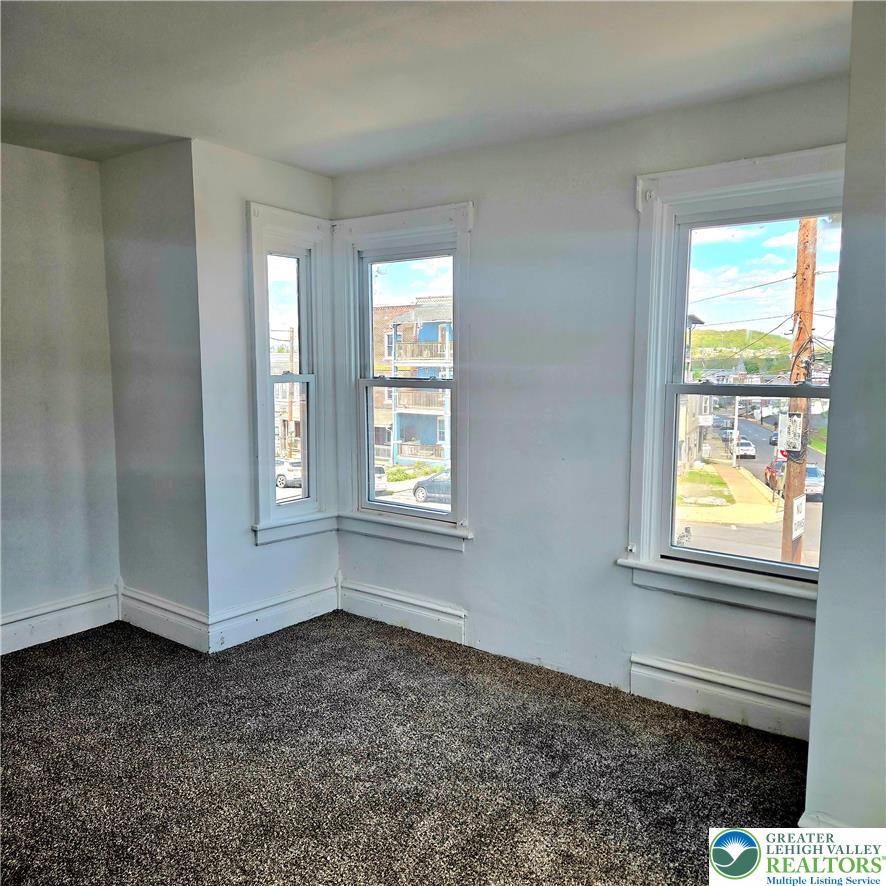 784 South 8th Street Property Photo 8