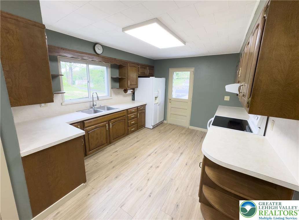 67 Long Run Road Property Photo 2
