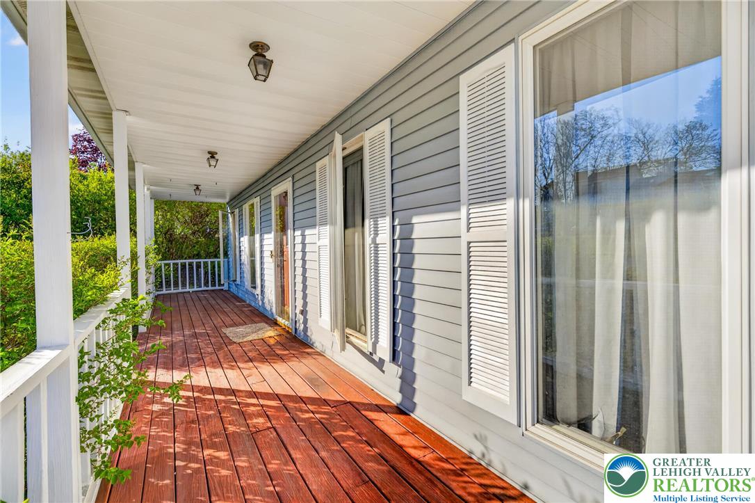 18 Lenape Trail Property Photo 4
