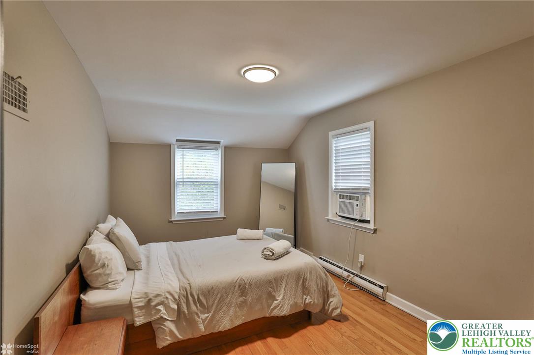 919 7th Avenue Property Photo 19