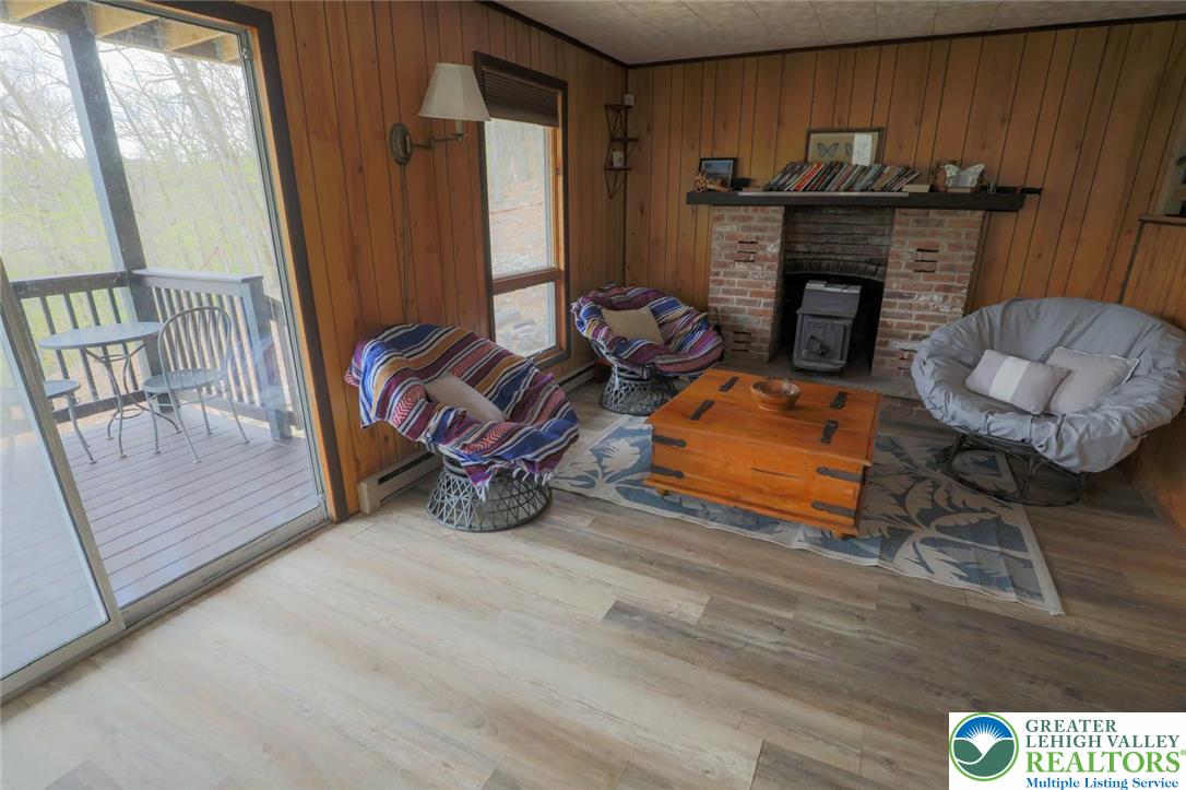 207 Bunsen Court Property Photo 8