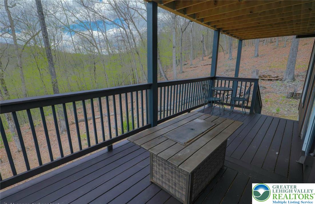 207 Bunsen Court Property Photo 17