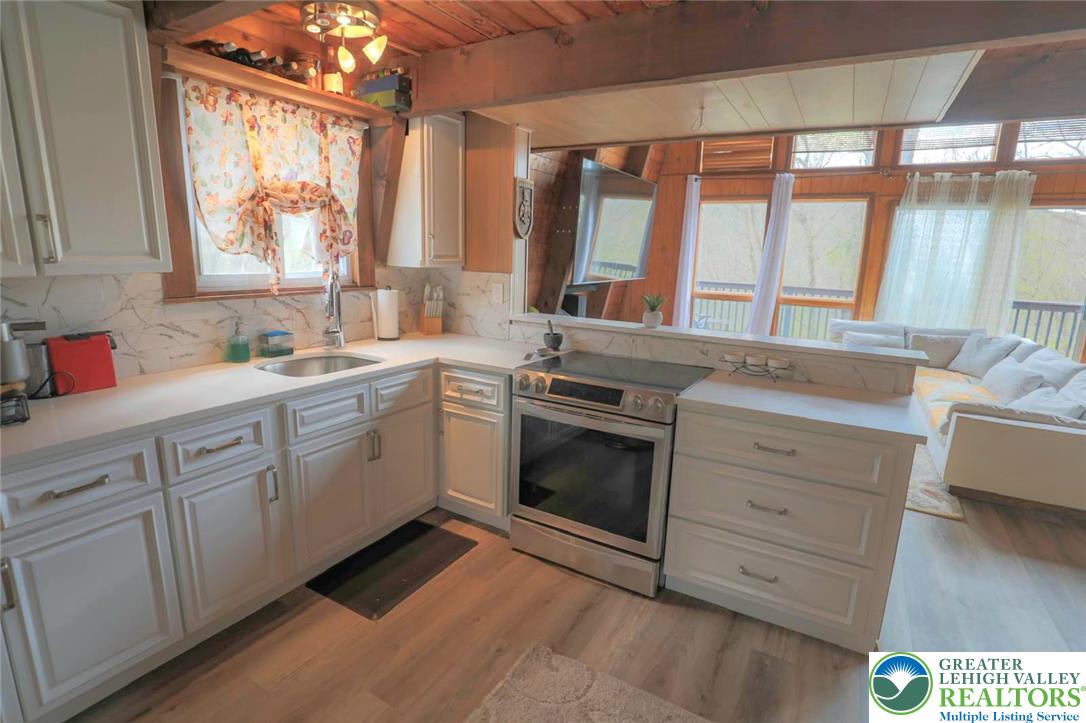 207 Bunsen Court Property Photo 25