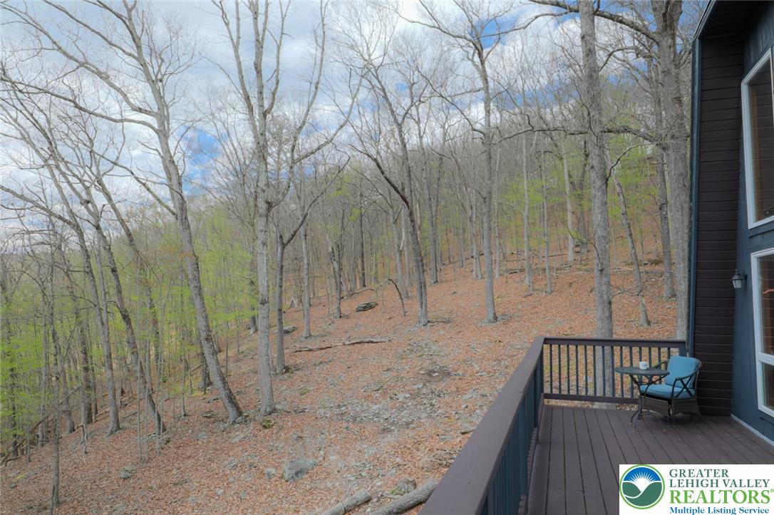 207 Bunsen Court Property Photo 32