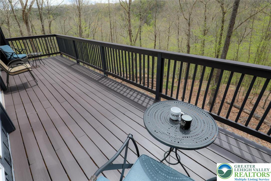 207 Bunsen Court Property Photo 33