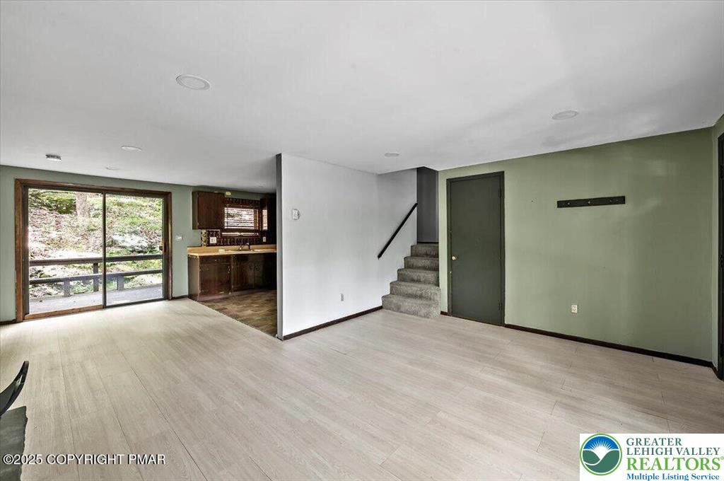6061 Decker Road Property Photo 7