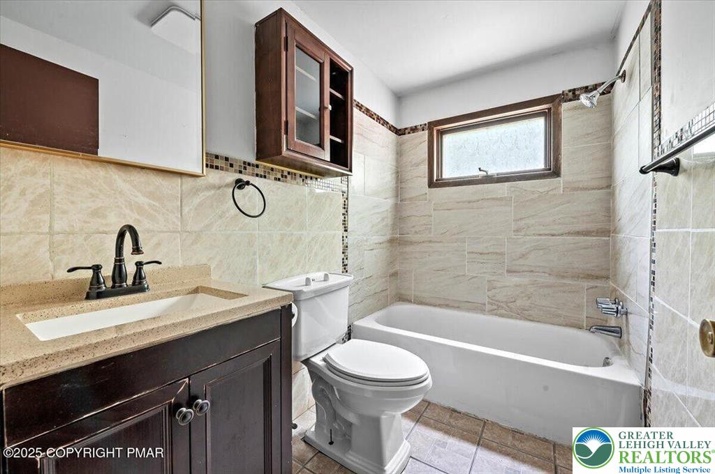 6061 Decker Road Property Photo 12