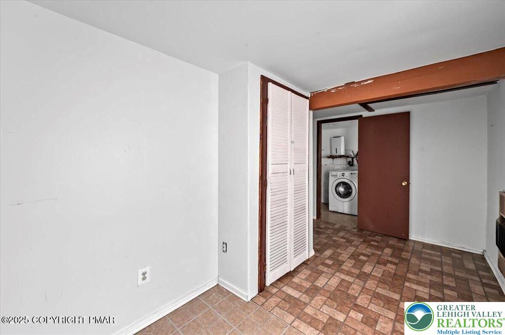 6061 Decker Road Property Photo 25
