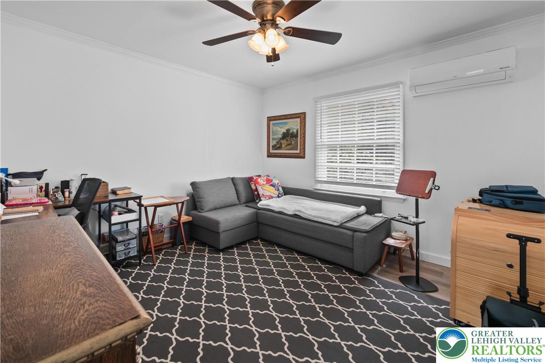 3325 River Road Property Photo 12