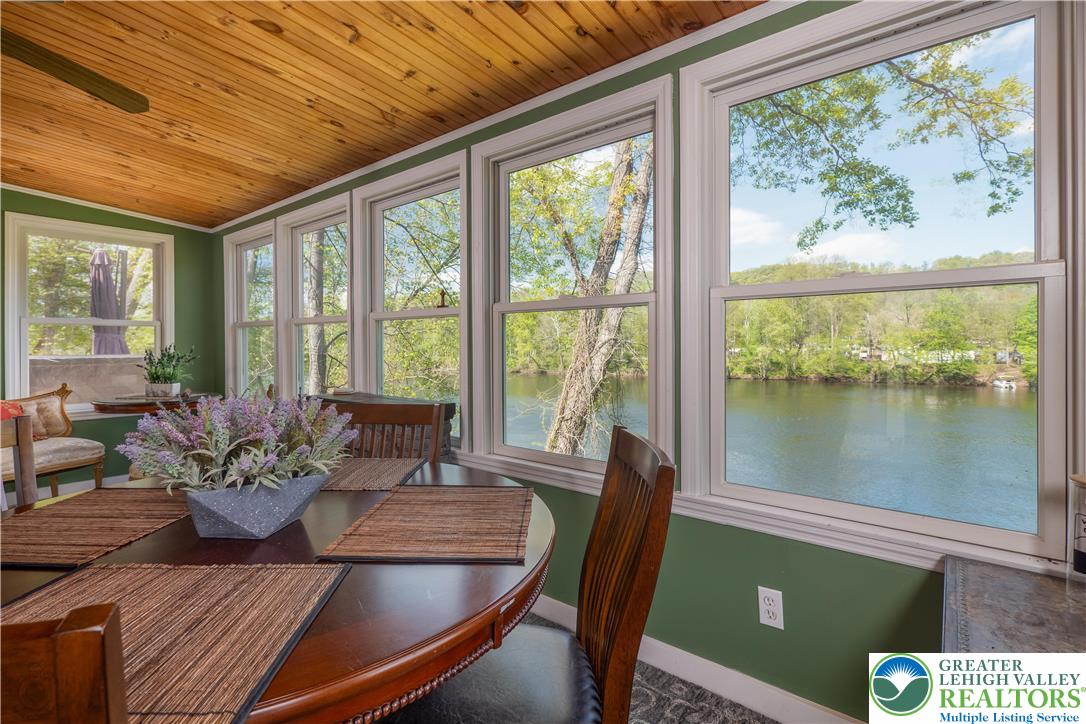 3325 River Road Property Photo 21