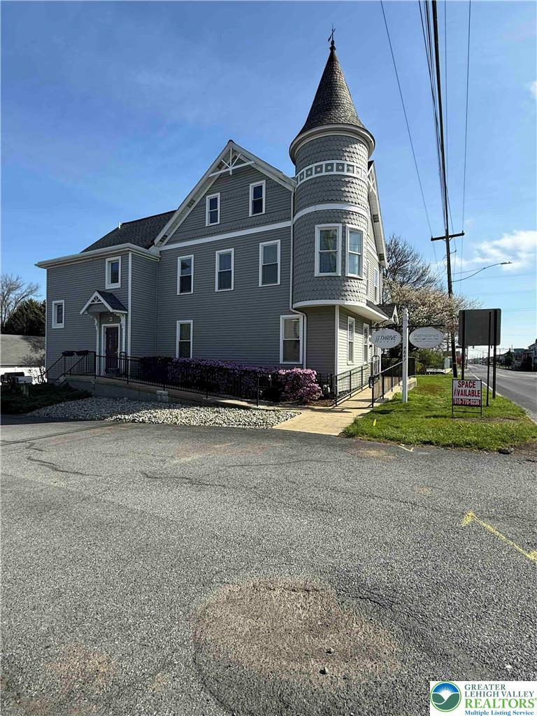 4847 Hamilton Boulevard 2nd Floor Property Photo 1